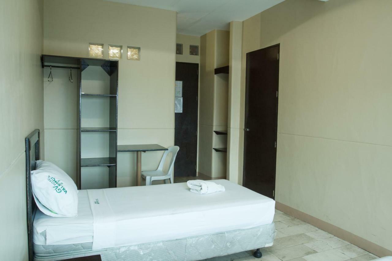 Gv Hotel - Valencia Extérieur photo